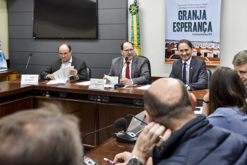 Comissão Especial para tratar da regularização do Bairro Granja Esperança apresenta relatório final