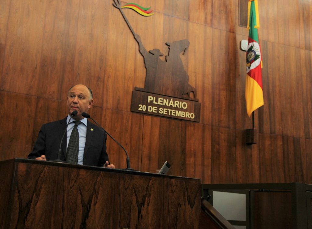 Deputado Pepe Vargas lamenta proposta de extinção da EGR