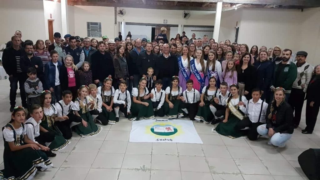 Comunidade da Bandeirinha vive uma típica Noite Pomerana