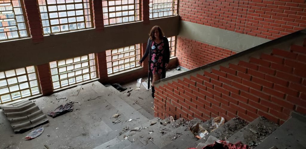 Abandono de prédio de Escola causa insegurança e provoca arrombamento em outra Escola Caixa de entrada 	x