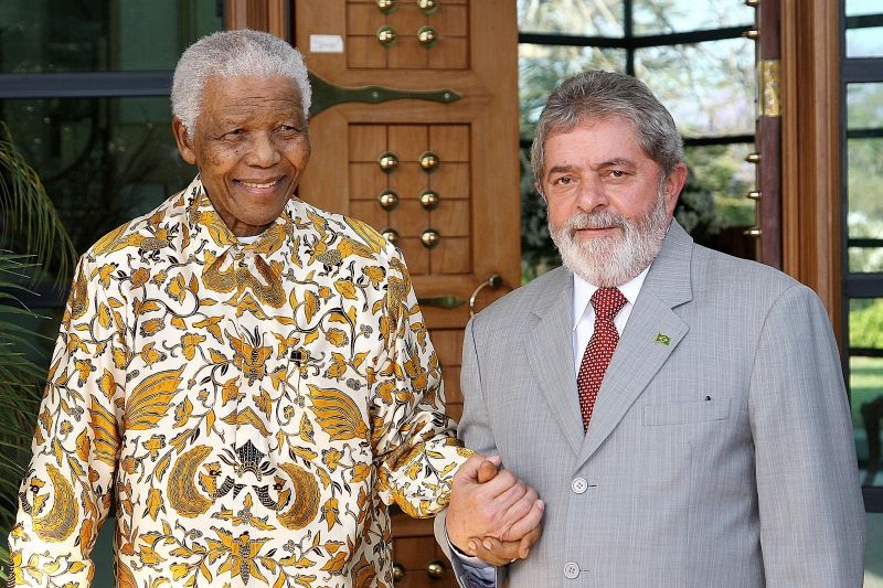 Lula e Mandela: negociação, revolução e democracia