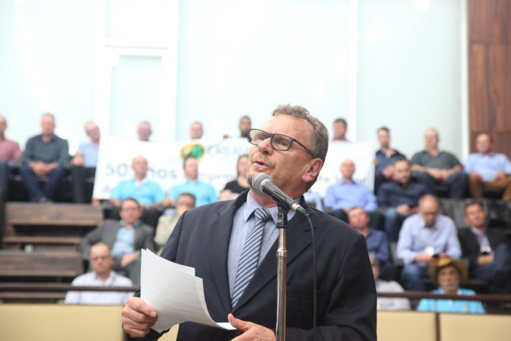 Bancada do PT participa de homenagem do Parlamento gaúcho ao meio século da Creral