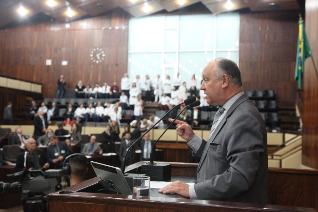 Aprovado em plenário o relatório final da Comissão Especial destinada a debater a Previdência Pública