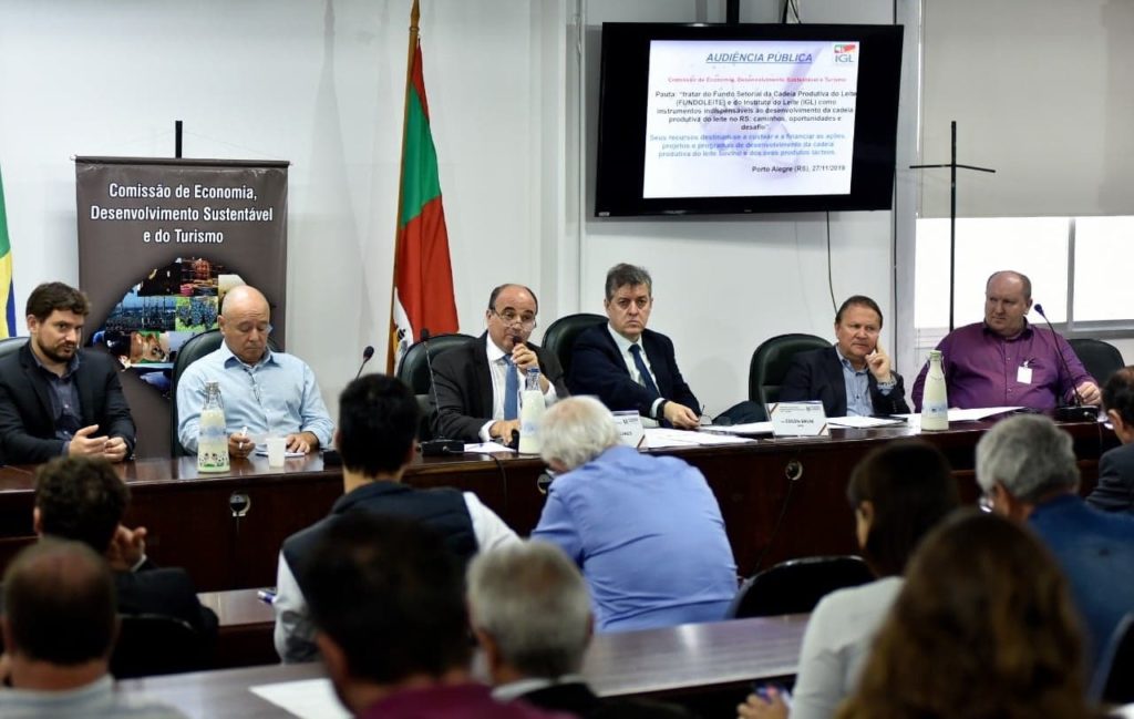 Cadeia Leiteira: A atividade econômica produtiva é o que pode salvar o Estado