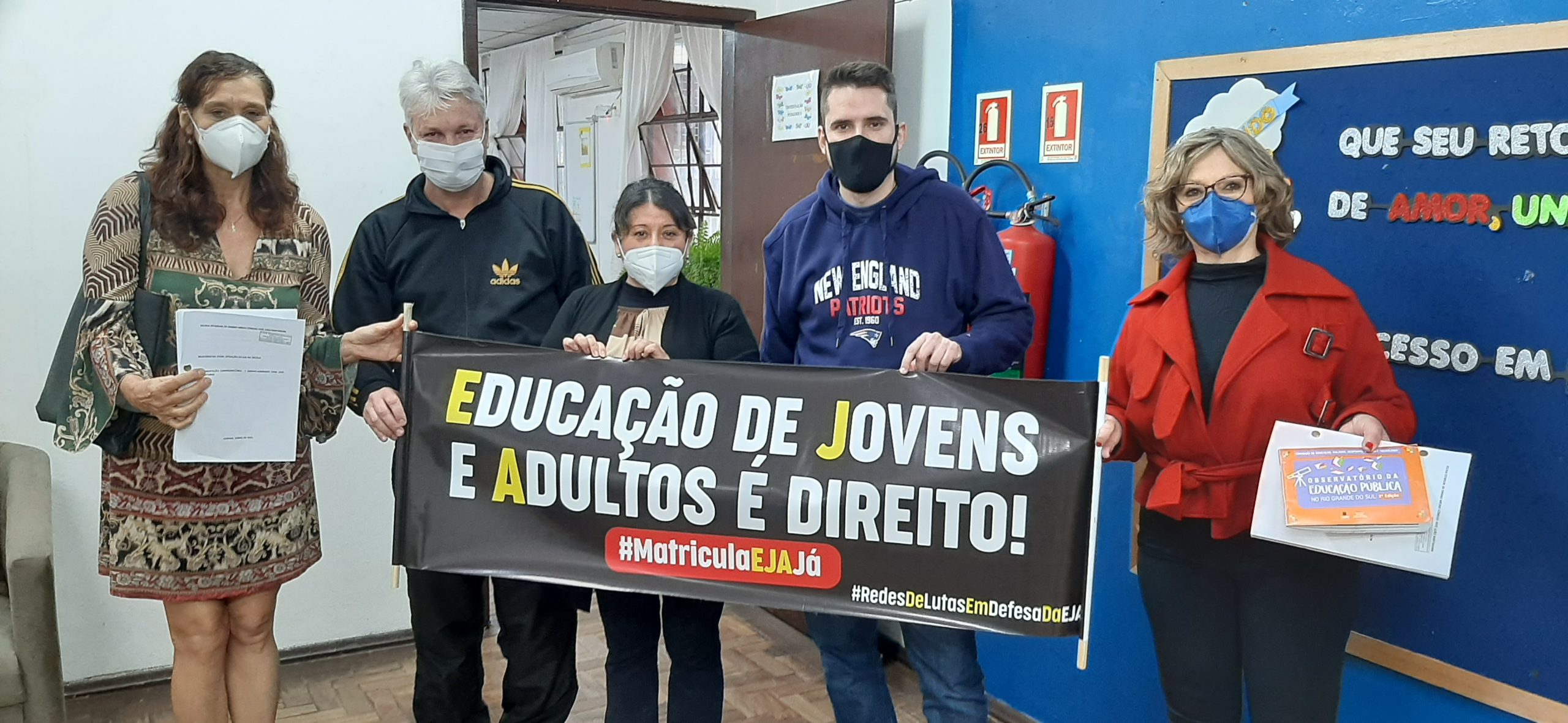 Caravana pela EJA – Escolas podem não ter mais a modalidade