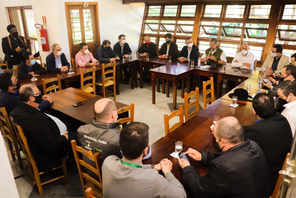 Estado se comprometeu com a proposta de Crédito Emergencial para Agricultura Familiar em reunião na Expointer
