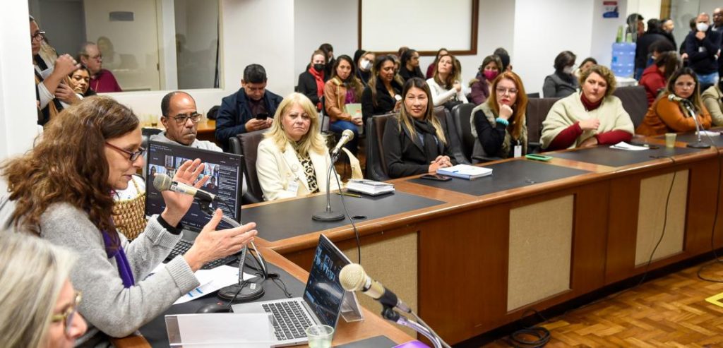 Participantes de audiência pública defendem a paridade de gênero e raça nos espaços de decisão