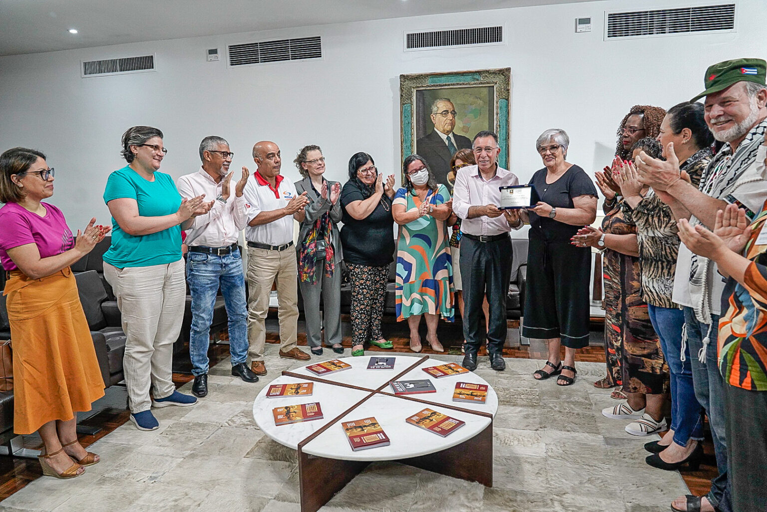 Presidente da ALRS presta homenagem aos 50 anos do Sindicato dos Enfermeiros do RS