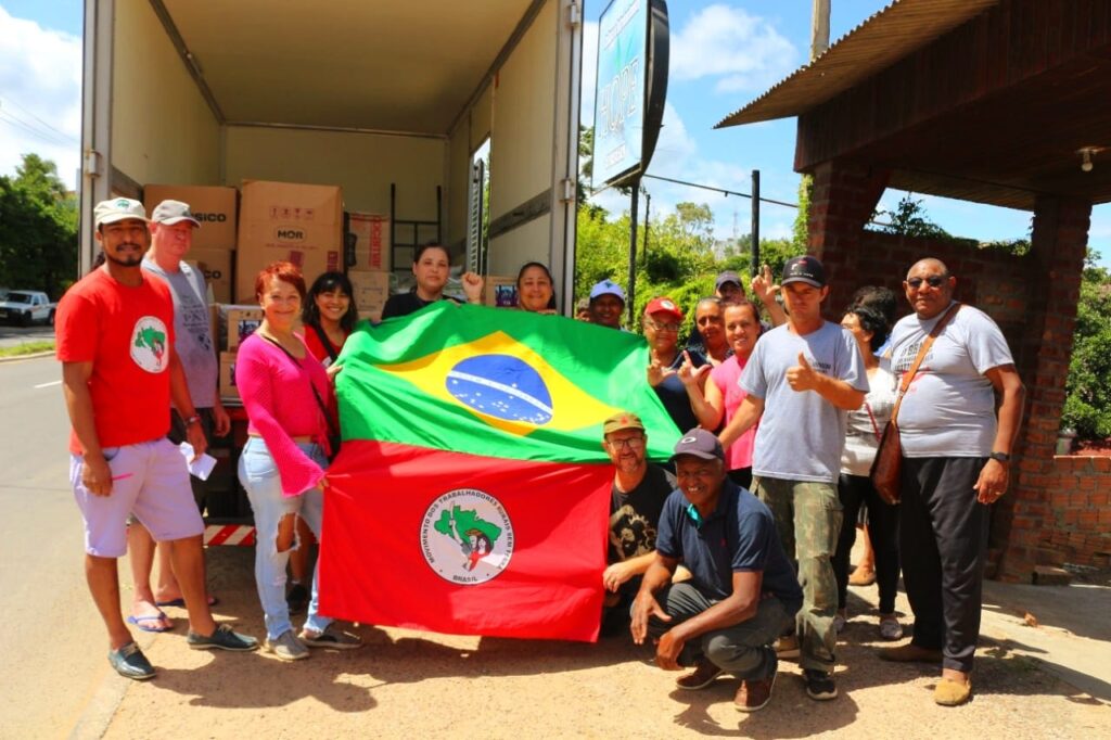 Famílias Sem Terra do RS estimam doar 35 toneladas de alimentos no Natal Sem Fome e Solidário