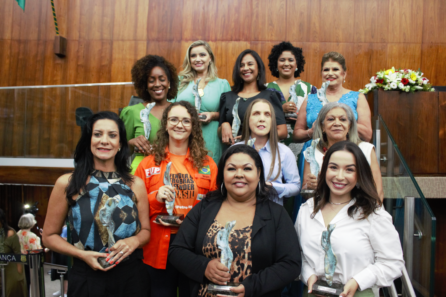 Bancadas do PT e PCdoB homenageiam quatro mulheres de trajetórias marcantes