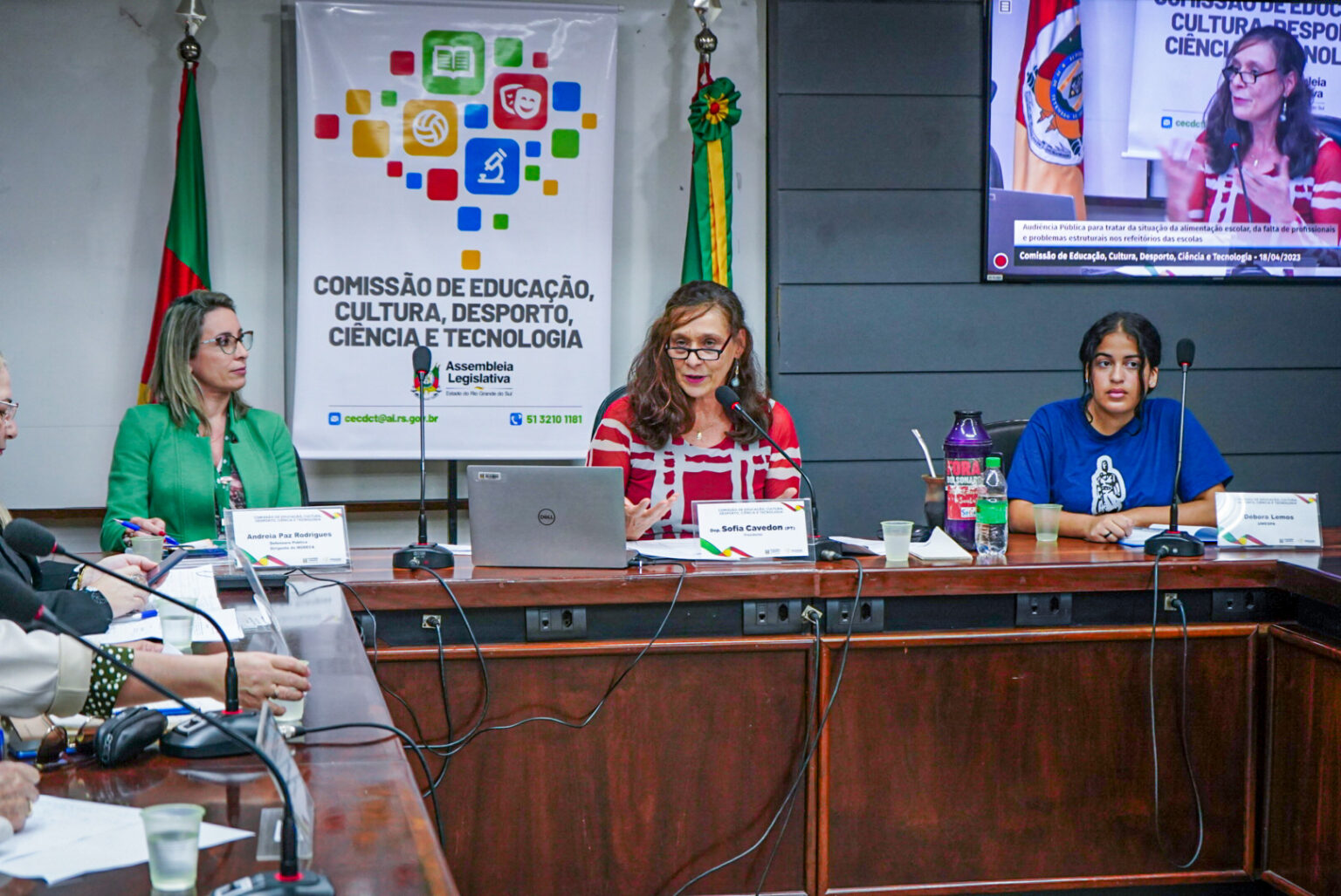 Deputada Sofia Cavedon realiza Audiência Pública para tratar da merenda escolar no RS