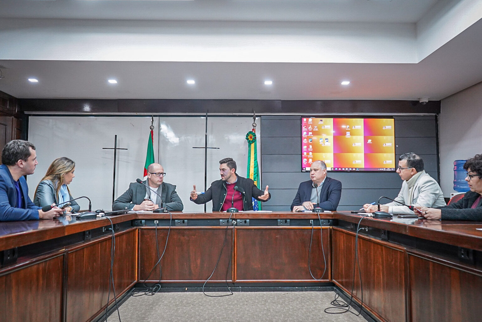 Adão Pretto organiza reunião com Governo Federal e municípios atingidos pelo ciclone 