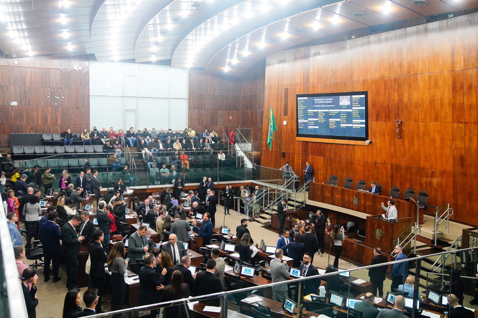 Bancada do PT denuncia fracasso do ajuste fiscal do Governo Leite