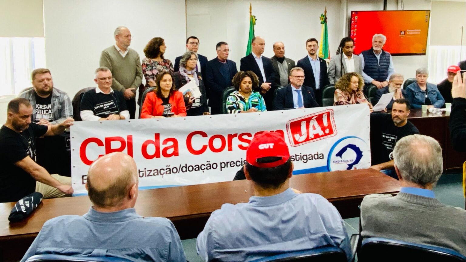 Partidos e entidades publicam manifesto pela anulação do leilão da Corsan