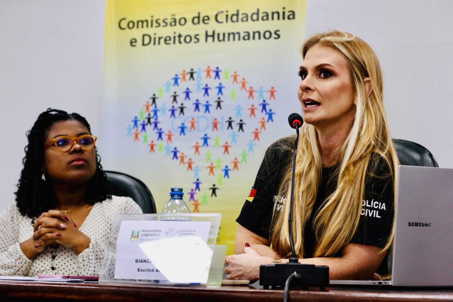 PL que cria política de prevenção a crimes sexuais no RS é protocolado pela deputada Laura Sito