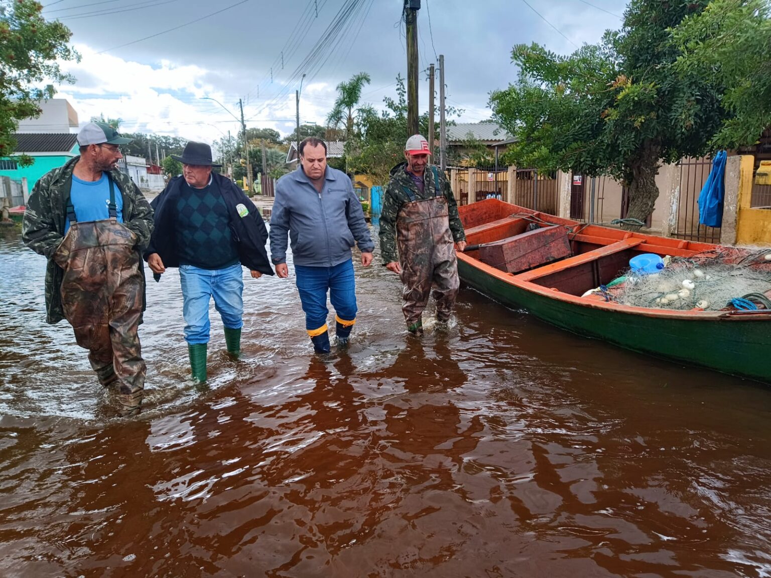 Zé Nunes busca ajuda para os pescadores artesanais atingidos pelas enchentes