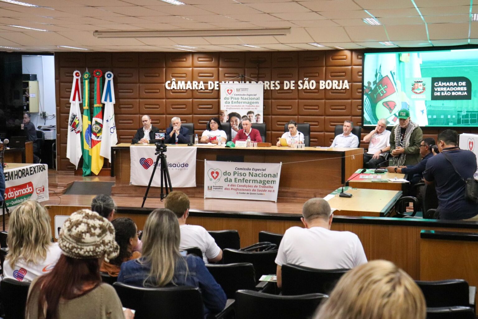 Profissionais de enfermagem denunciam descumprimento do piso salarial