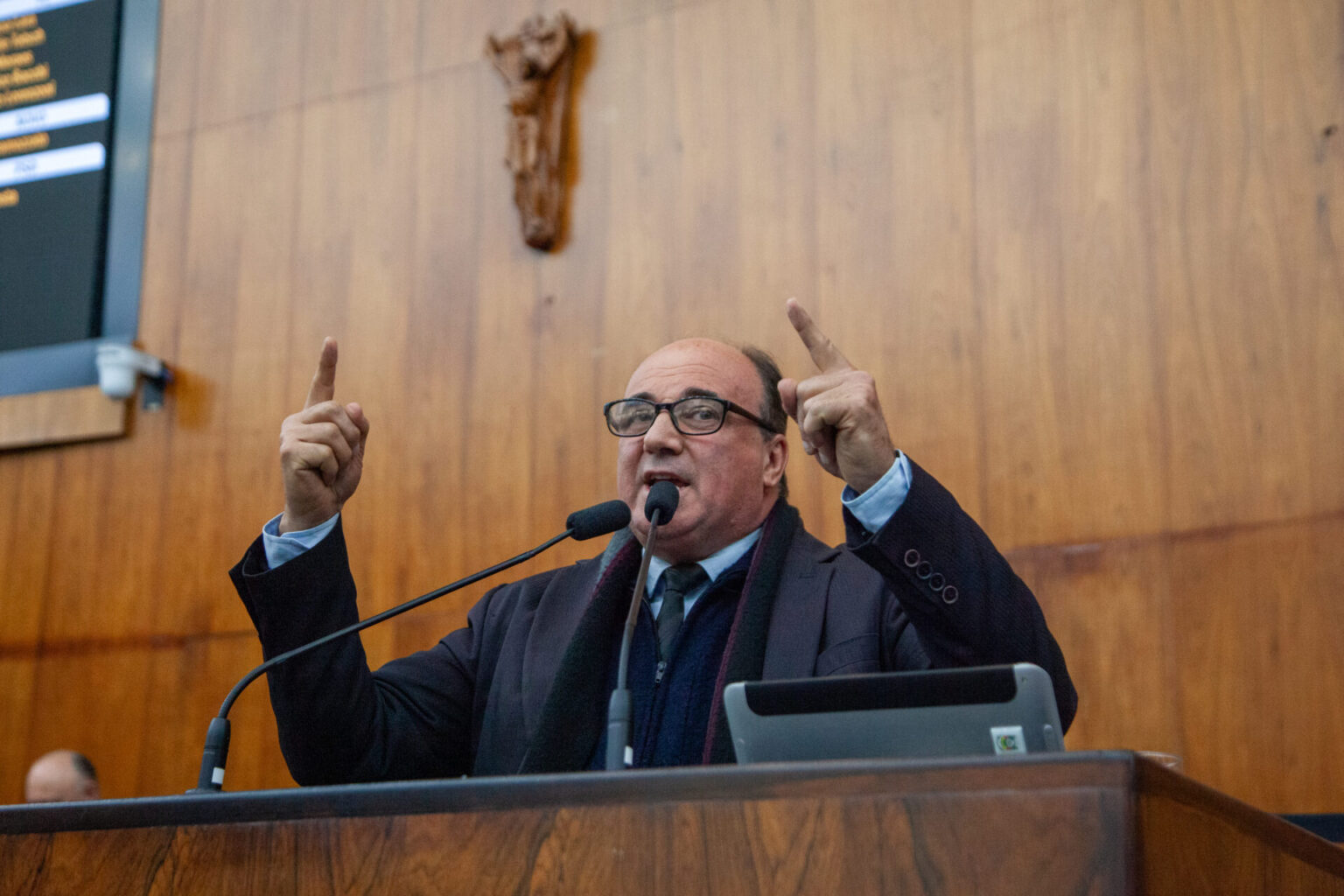 Zé Nunes comemora o primeiro ano da lei da classificação do tabaco na propriedade