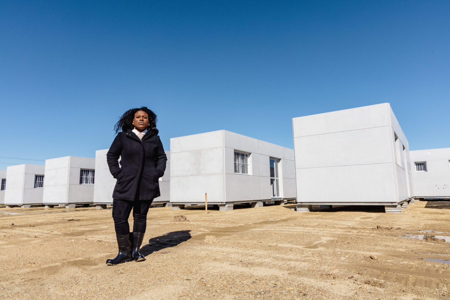 Laura Sito denuncia governo Leite por abandono de moradias provisórias em Eldorado do Sul