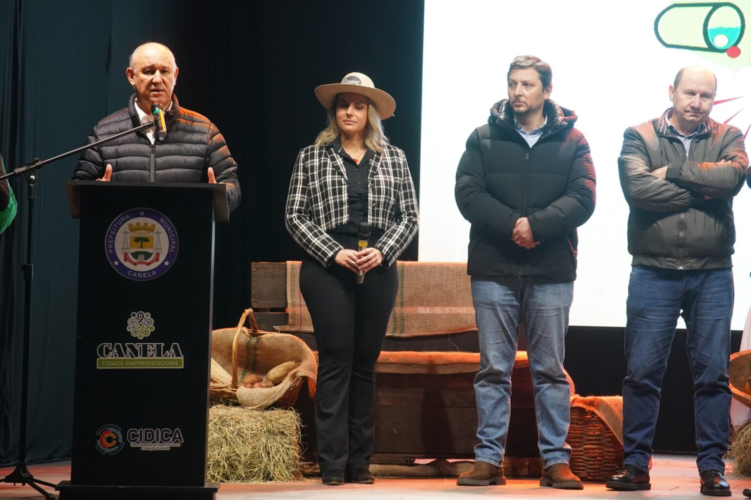 Pepe valoriza agricultura familiar, cultura e turismo na Festa Colonial de Canela