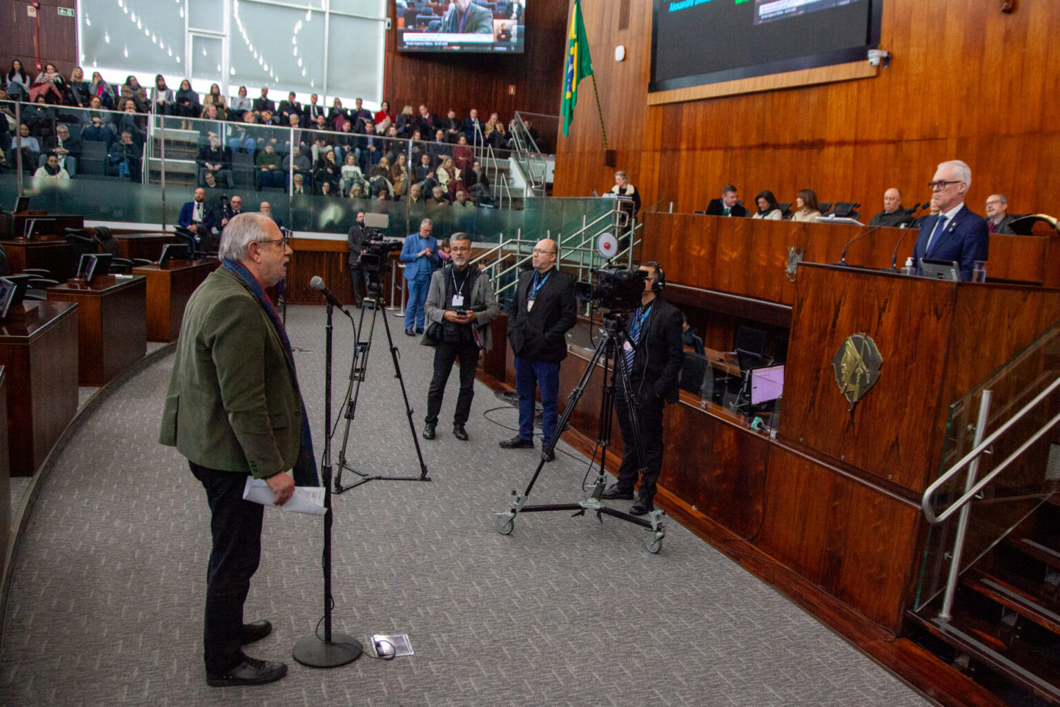 Uma escolha errada e imoral (Artigo: por Miguel Rossetto)