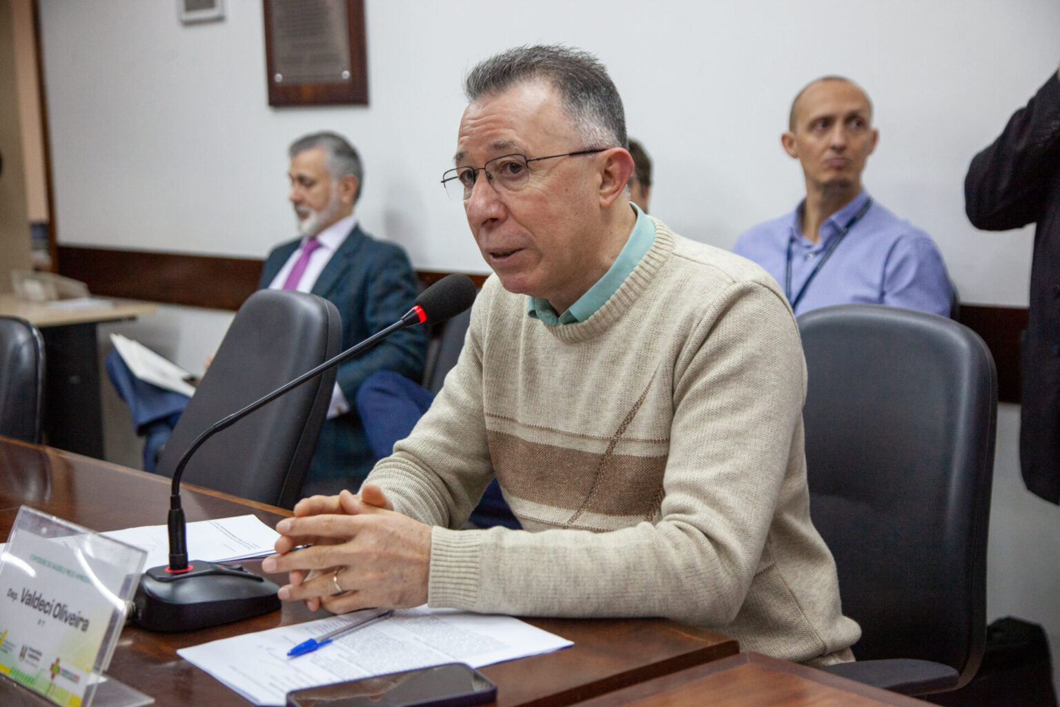 Valdeci protocola requerimento para discutir baixa cobertura vacinal no Estado
