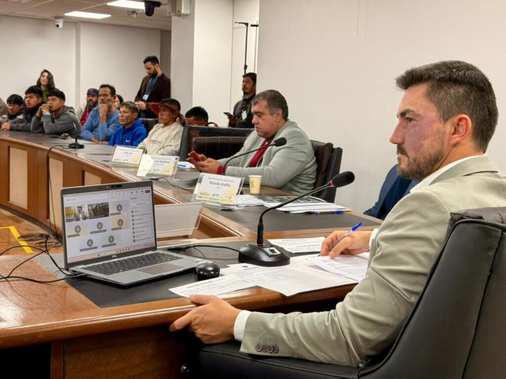 Adão Pretto alerta para ameaça de remoção de famílias Mbya Guarani em Viamão