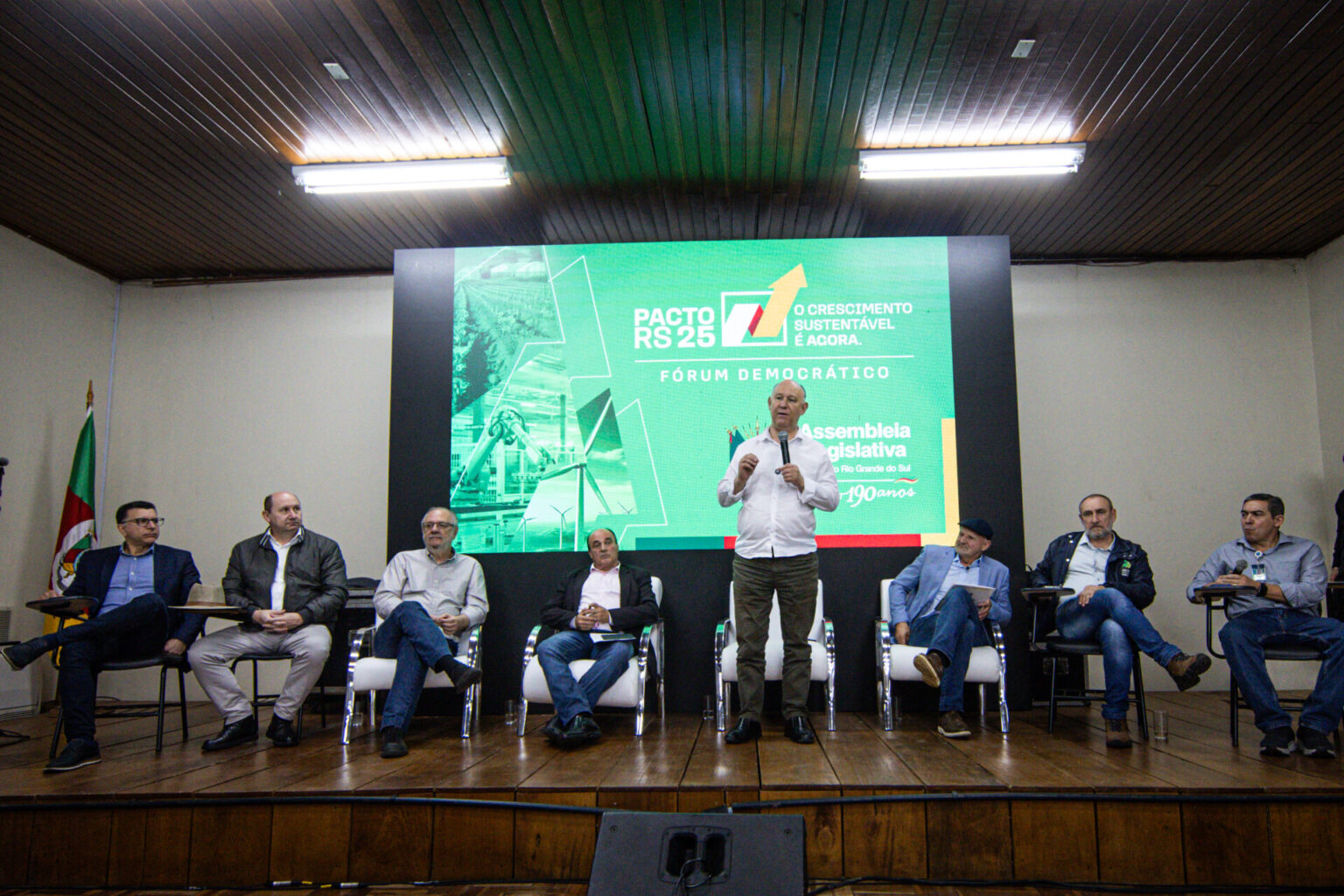 3º Grande Debate do Fórum Democrático discute mudanças climáticas e sustentabilidade