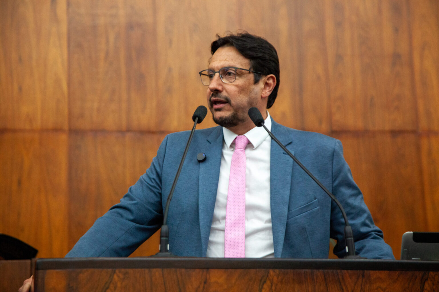 PEC da Blindagem e PL da Anistia: retrocessos que ameaçam a democracia brasileira.