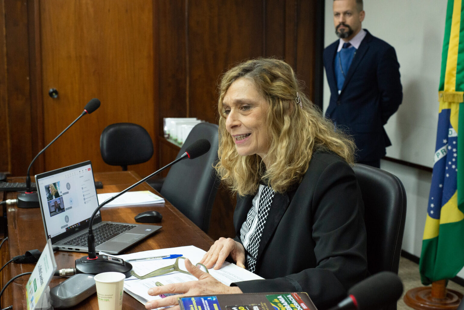 Sofia celebra anúncio de nomeação de 327 professores aprovados