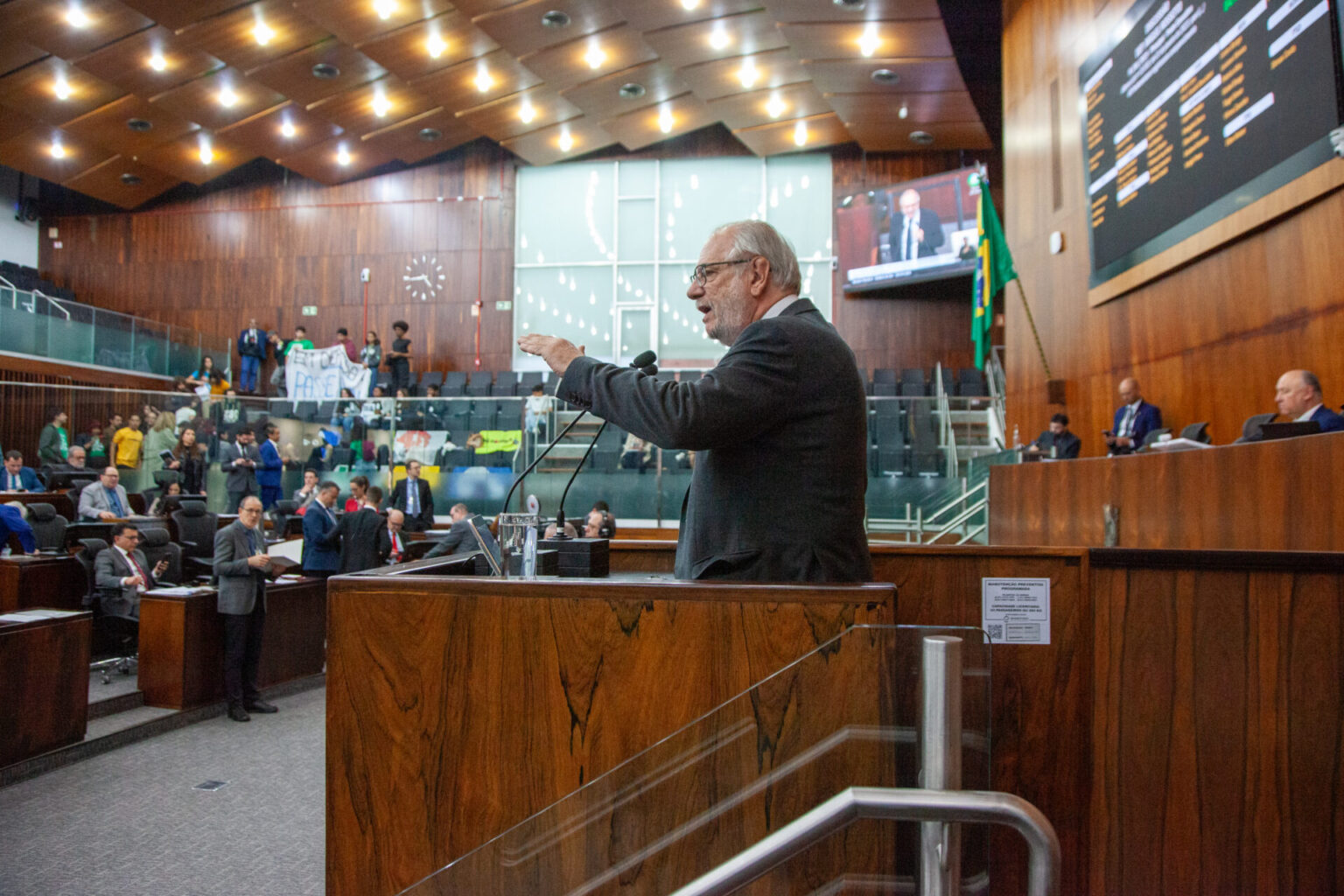 Bancada do PT/PCdoB vota pela preservação da Metroplan