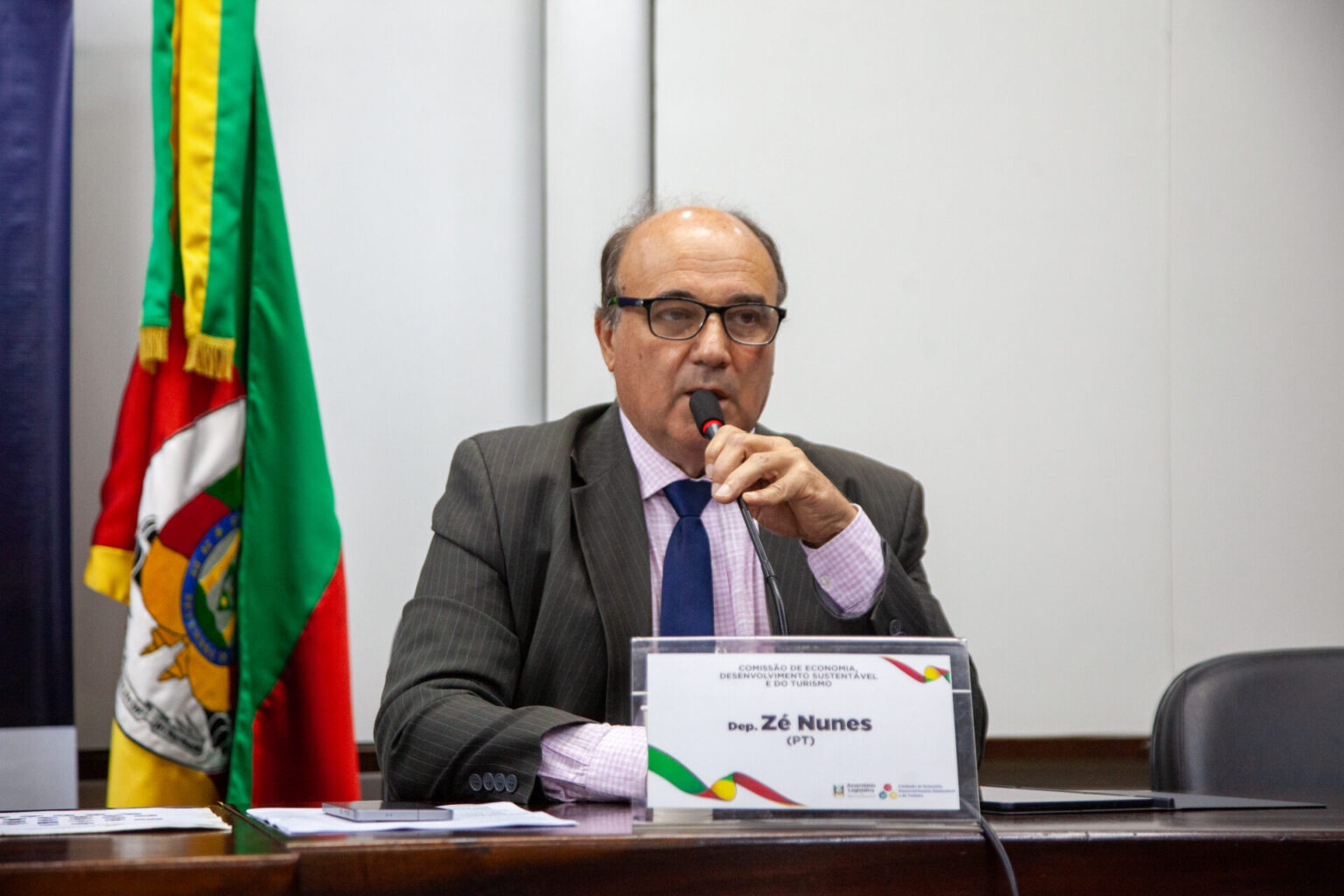 Deputado Zé Nunes destaca avanços no emprego e fortalecimento do governo Lula