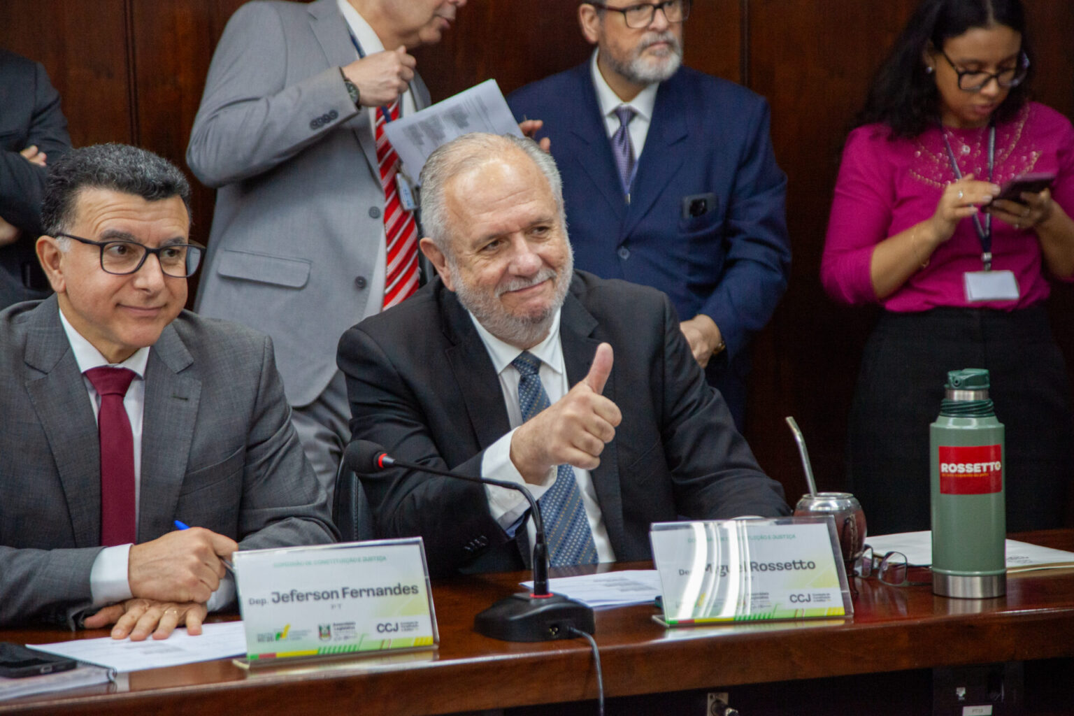 CCJ aprova inclusão do tema “trabalho” na Comissão de Economia