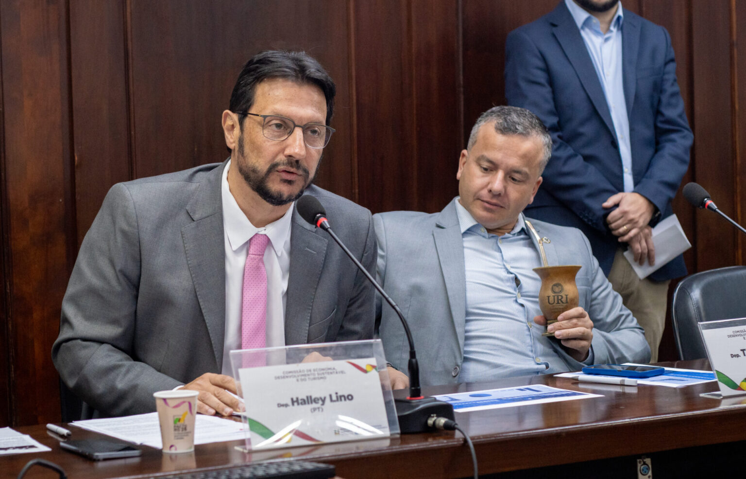 Halley Lino denuncia série de falhas na concessão de pedágios do Governo Leite