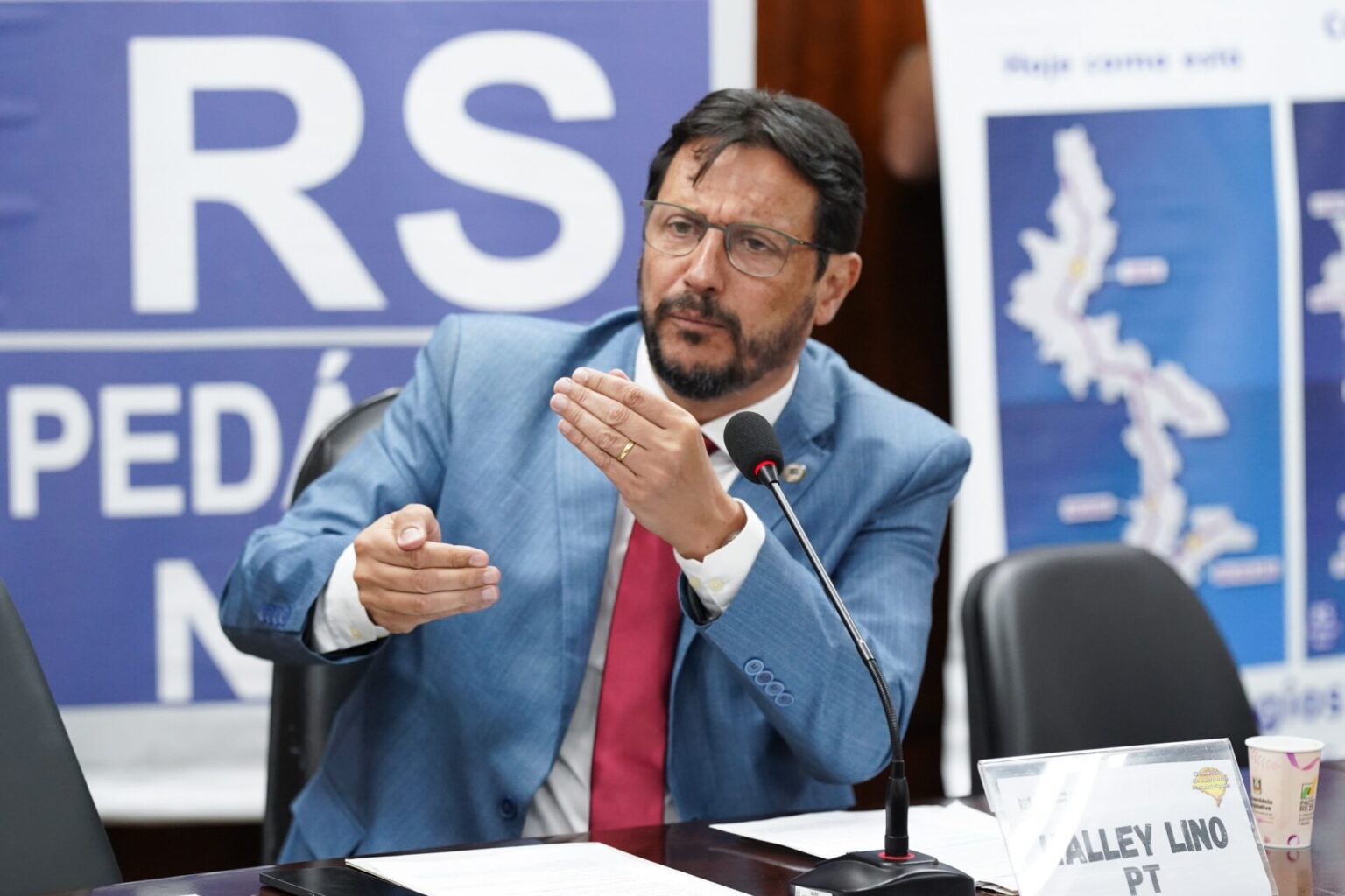 Governo Leite manobra para impedir debate público sobre pedágios, denuncia deputado Halley Lino