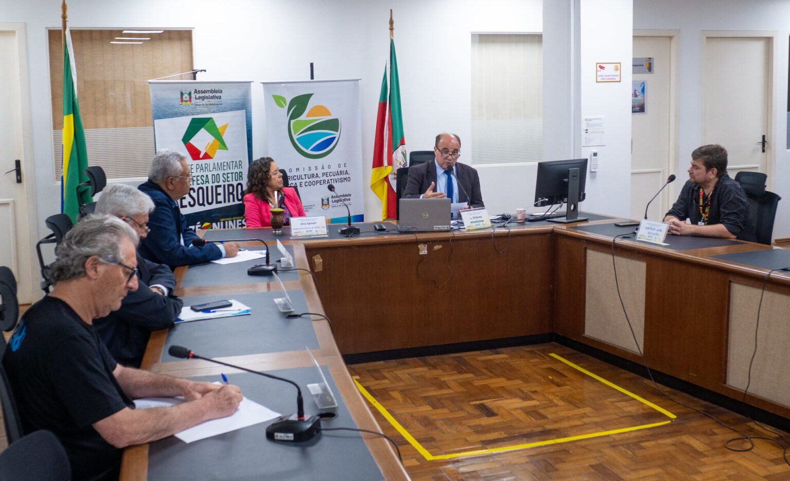 Zé Nunes propõe manejo sustentável para garantir preservação e sobrevivência da pesca artesanal