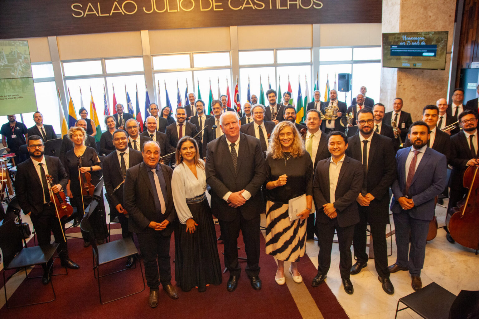 Deputada Sofia homenageia os 75 anos da OSPA