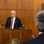 Orçamento de 2026: Bancada do PT/PCdoB vota contra, denuncia déficit bilionário e descumprimento da Constituição