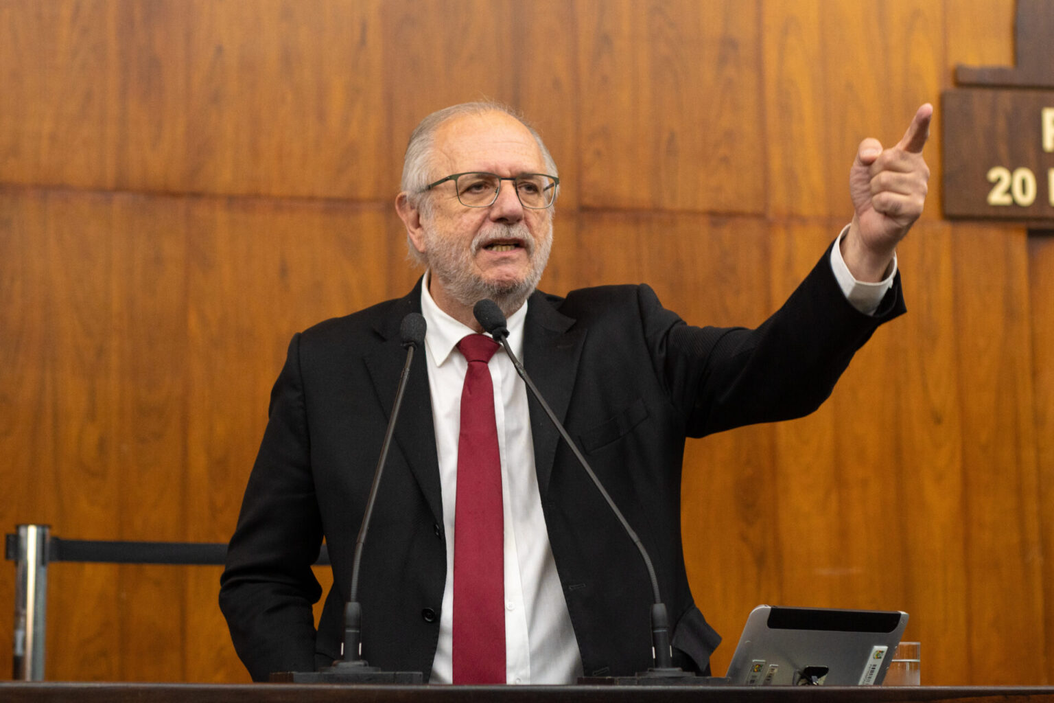 A Equatorial deve perder a concessão e deixar o Rio Grande do Sul (Artigo: por Miguel Rossetto)