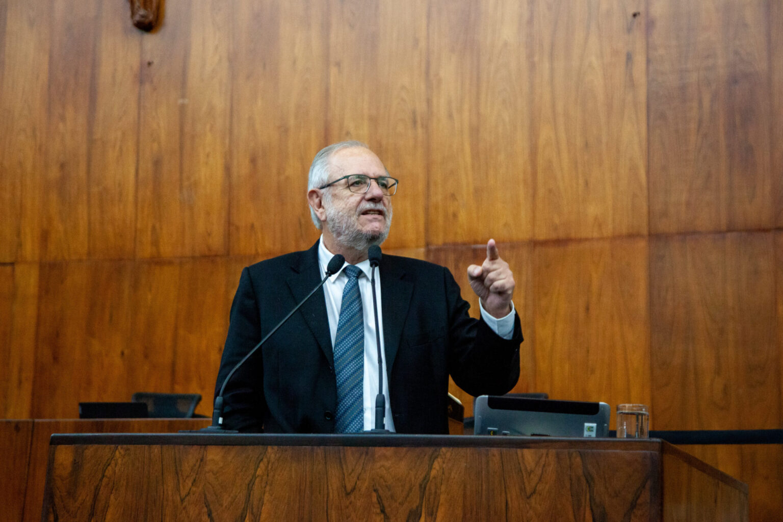 Bancada do PT/PCdoB vota contra fim da Metroplan