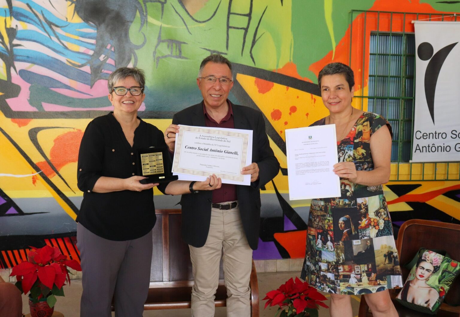 Centro Social Antônio Gianelli recebe Medalha da Assembleia Legislativa