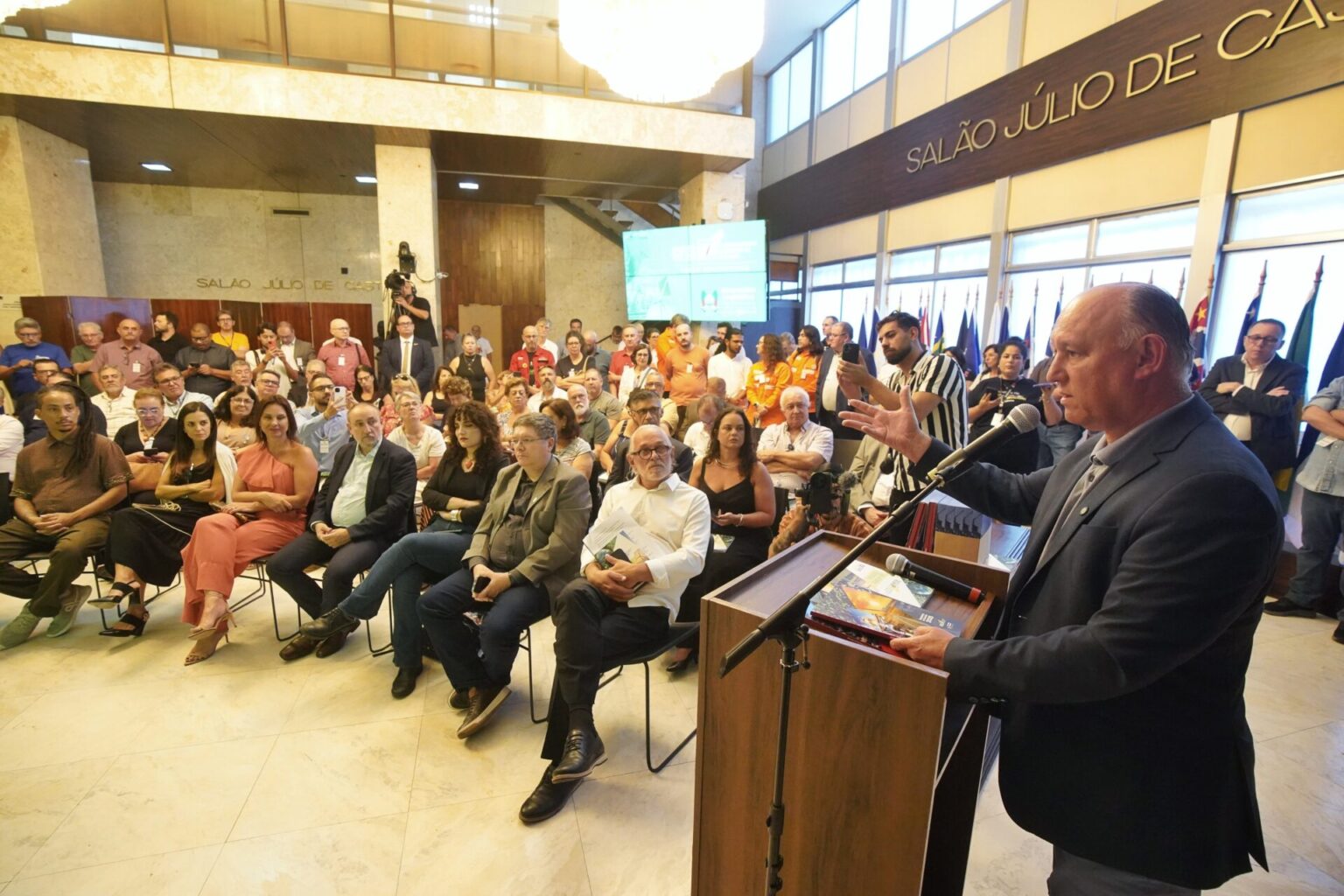 Fórum Democrático lança relatórios do Pacto RS 25 com foco no desenvolvimento sustentável