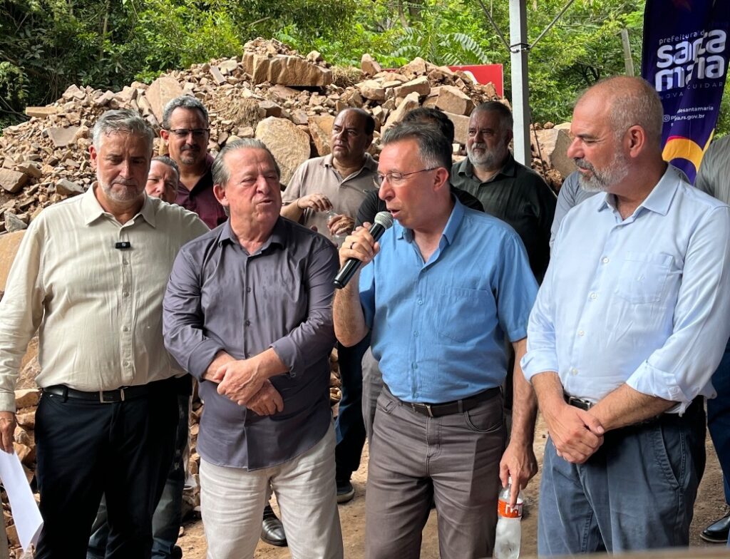 Santa Maria: Valdeci destaca início das obras na Estrada do Perau