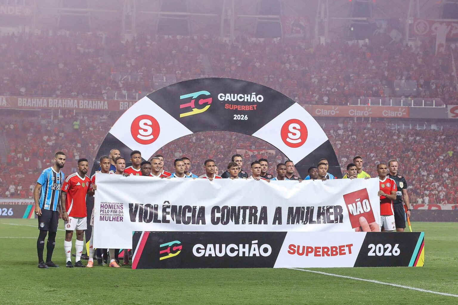 Frente parlamentar liderada por Adão Pretto Filho une dupla Grenal no combate à violência contra a mulher