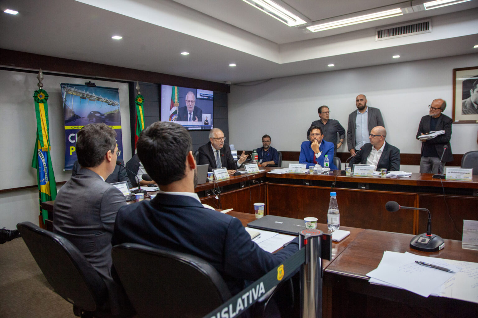 Governador Leite tenta escapar da convocação da CPI dos Pedágios