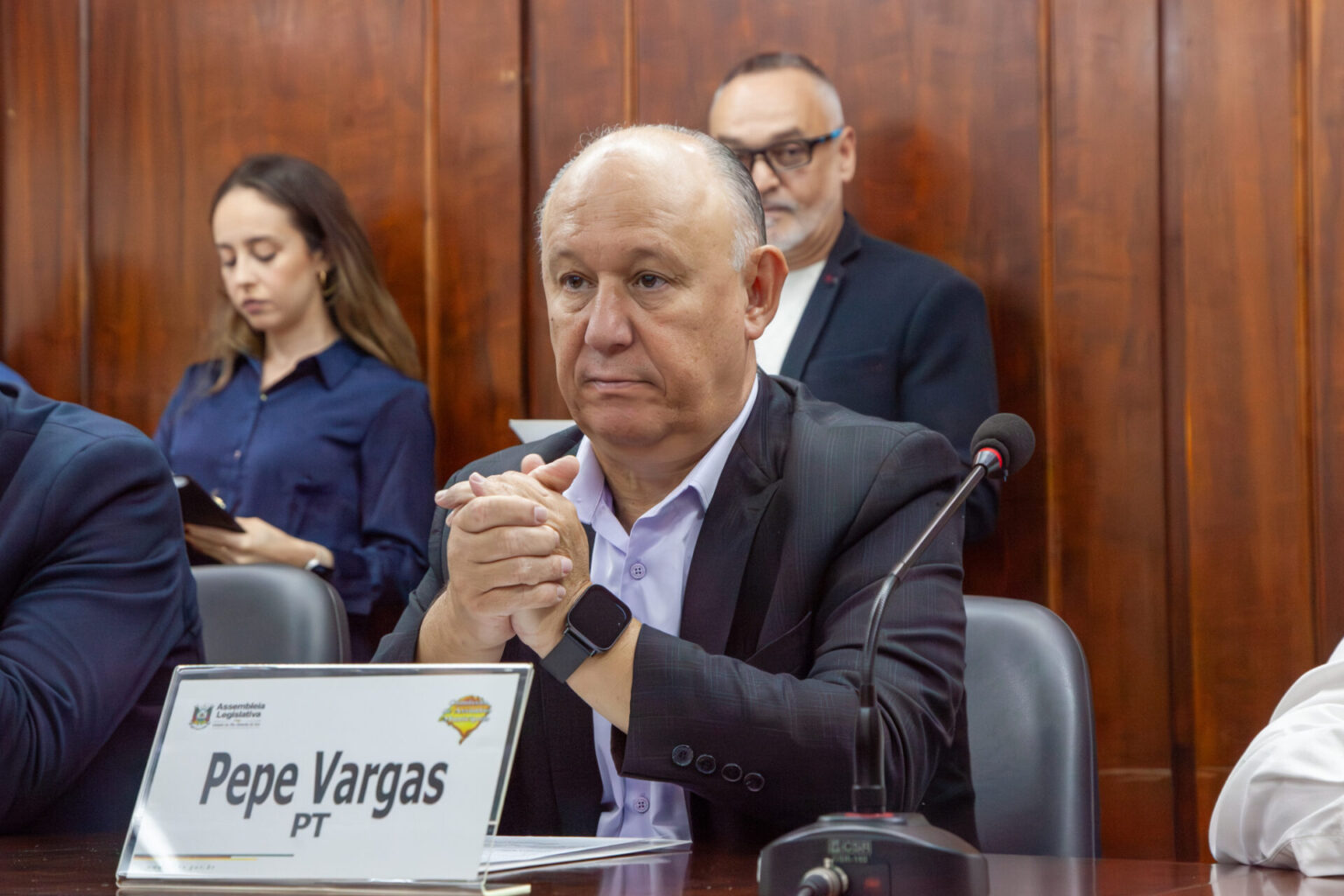 Pepe Vargas cobra transparência na execução das obras na RSC-287