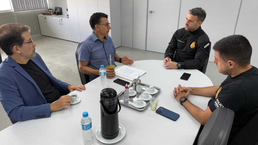 Jeferson denuncia adoecimento mental e transferências de servidores