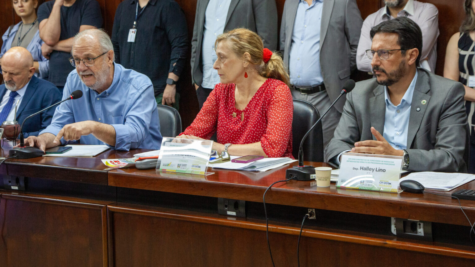 Após pressão da CPI dos Pedágios, governador Leite recua e adia edital do Bloco 2 Após pressão da CPI dos Pedágios, governador Leite recua e adia edital do Bloco 2