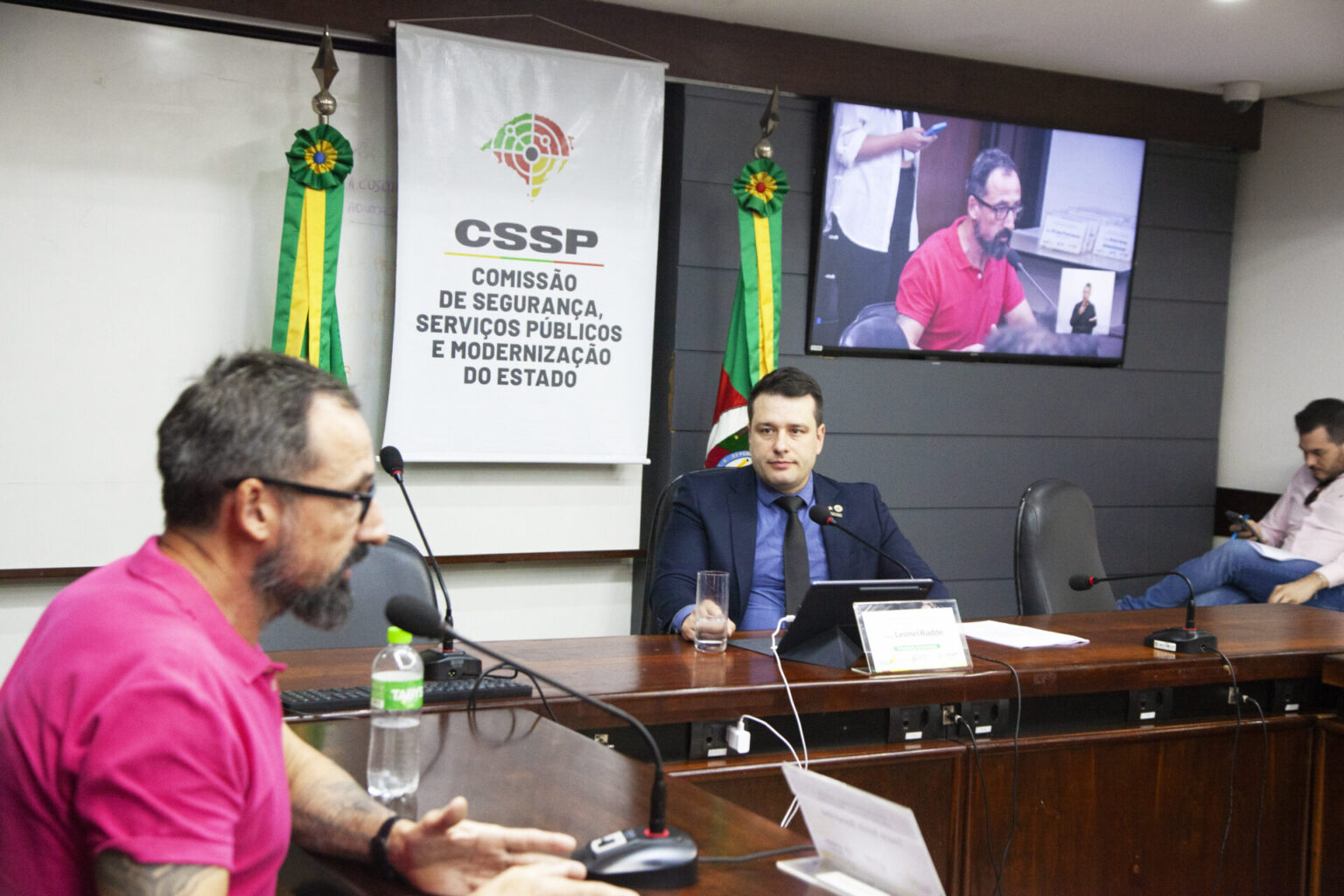 Leonel cobra do governo Leite revisão de cláusula de barreira em concurso da Polícia Civil