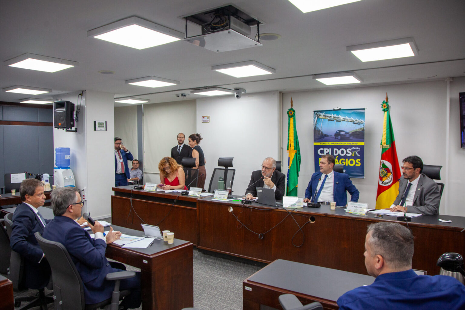 Bancada do PT/PCdoB aponta fracasso do modelo de pedágios free flow Bancada do PT/PCdoB aponta fracasso do modelo de pedágios free flow